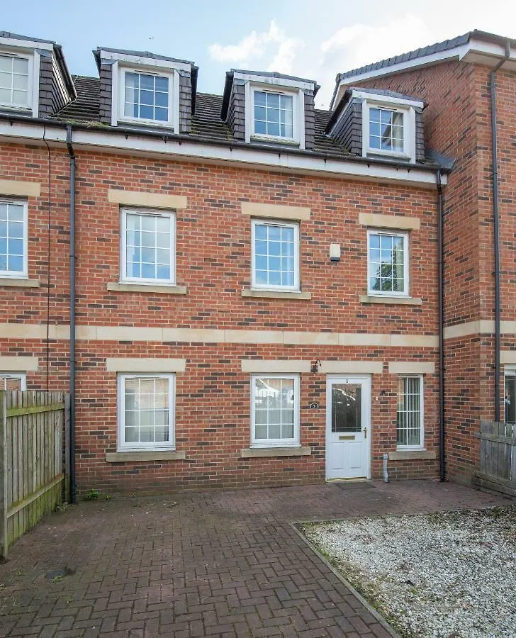 Newcastle City Centre Spacious Town House Free Parking And Wifi 0*, Newcastle upon Tyne